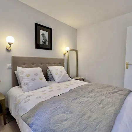 Renovated With Pool And Golf Course Apartment *